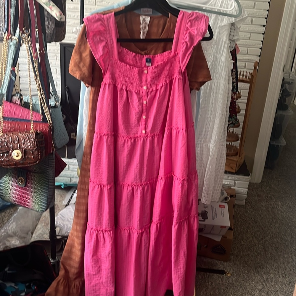 XL Old Navy Pink Tiered Maxi Dress